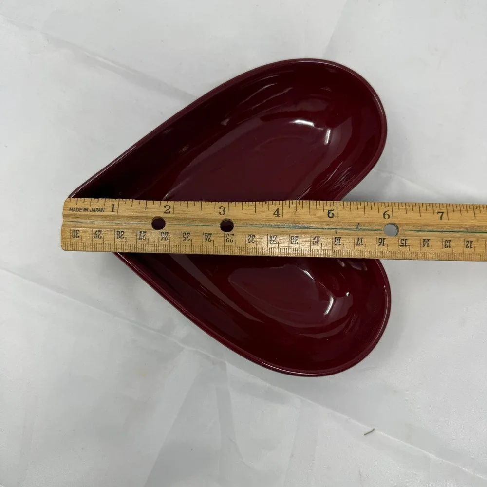 Pampered Chef Simple Additions Cranberry Red Ceramic Heart Shaped Serving Bowl